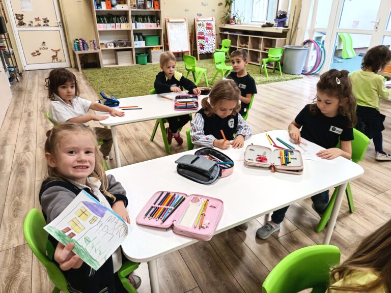 От страниците на календара до страниците на приказките – един ден с много истории в ПГ на ЧСУ „Питагор“